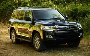   Toyota Land Cruiser 200 US-spec - 2016