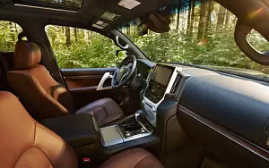   Toyota Land Cruiser 200 US-spec - 2016