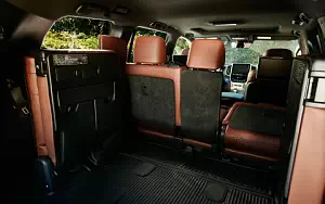   Toyota Land Cruiser 200 US-spec - 2016