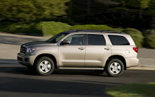   Toyota Sequoia SR5 - 2008