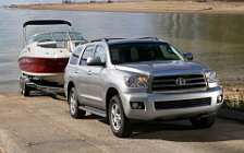  Toyota Sequoia SR5 - 2008