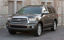   Toyota Sequoia - 2010