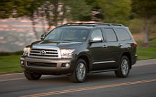  Toyota Sequoia - 2010