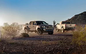   Toyota Tacoma Limited Double Cab - 2015