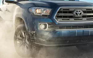   Toyota Tacoma Limited Double Cab - 2015