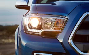   Toyota Tacoma Limited Double Cab - 2015