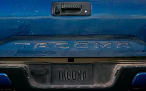   Toyota Tacoma Limited Double Cab - 2015