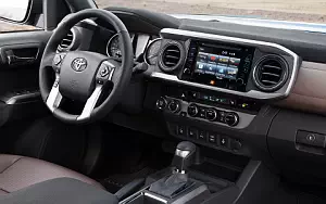   Toyota Tacoma Limited Double Cab - 2015