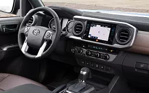   Toyota Tacoma Limited Double Cab - 2015