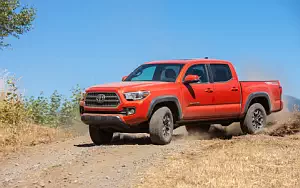   Toyota Tacoma TRD Off-Road Double Cab - 2015