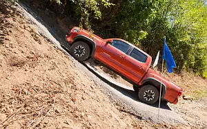   Toyota Tacoma TRD Off-Road Double Cab - 2015
