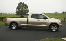   Toyota Tundra Double Cab - 2007