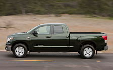   Toyota Tundra Double Cab - 2010