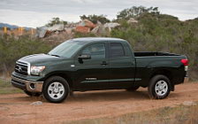   Toyota Tundra Double Cab - 2010