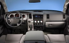   Toyota Tundra Double Cab - 2010