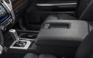   Toyota Tundra CrewMax Limited TRD - 2014