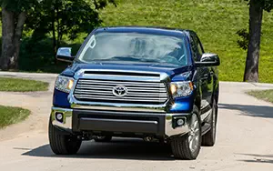   Toyota Tundra CrewMax Limited - 2014