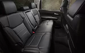  Toyota Tundra CrewMax Limited - 2014