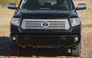   Toyota Tundra CrewMax Platinum - 2014