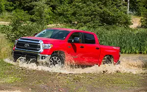   Toyota Tundra CrewMax SR5 TRD - 2014