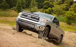   Toyota Tundra Double Cab SR5 TRD - 2014