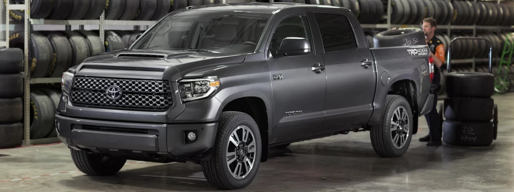   Toyota Tundra TRD Sport CrewMax Cab - 2017 - Car wallpapers