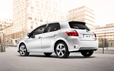   Toyota Auris HSD - 2010