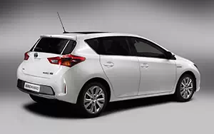   Toyota Auris Hybrid - 2012