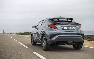   Toyota C-HR Hybrid (Grey) - 2019