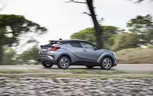   Toyota C-HR Hybrid (Grey) - 2019