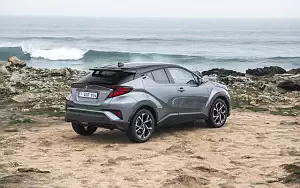   Toyota C-HR Hybrid (Grey) - 2019