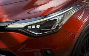   Toyota C-HR Hybrid - 2019