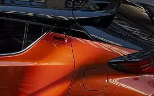   Toyota C-HR Hybrid - 2019