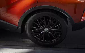   Toyota C-HR Hybrid - 2019