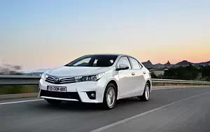   Toyota Corolla - 2013