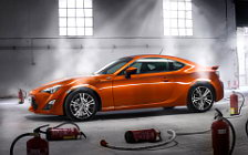   Toyota GT 86 - 2012