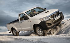   Toyota Hilux Regular Cab - 2012