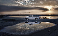   Toyota Hilux Regular Cab - 2012