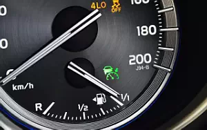   Toyota Land Cruiser Prado - 2013