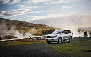   Toyota Land Cruiser Prado - 2015