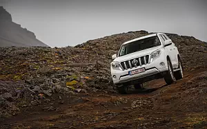   Toyota Land Cruiser Prado - 2015