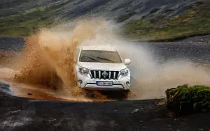   Toyota Land Cruiser Prado - 2015
