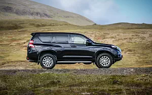   Toyota Land Cruiser Prado - 2015
