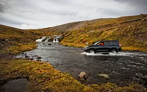   Toyota Land Cruiser Prado - 2015