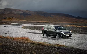  Toyota Land Cruiser Prado - 2015