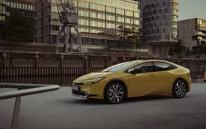   Toyota Prius Plug-in Hybrid - 2023