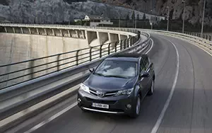   Toyota RAV4 - 2013