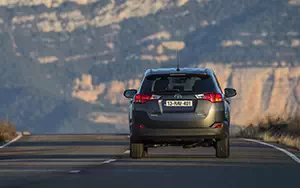   Toyota RAV4 - 2013