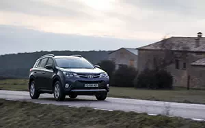   Toyota RAV4 - 2013