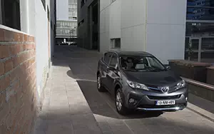   Toyota RAV4 - 2013